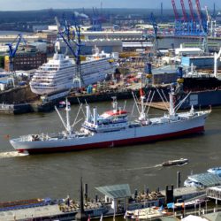 Online-Rundgang: Wer arbeitet eigentlich im Hamburger Hafen?
