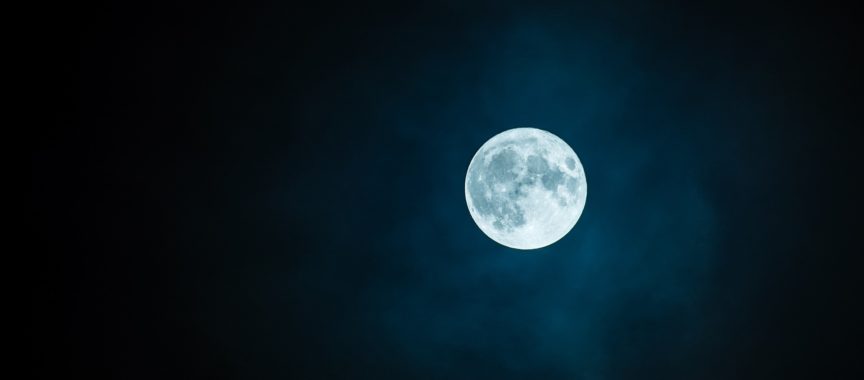 Nacht mit Mond